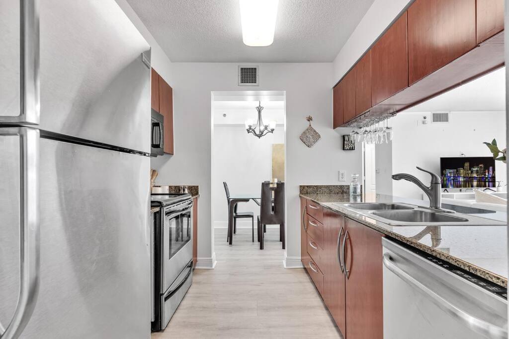 Апартаменти Modern 2/2 With Beautiful Ocean And Brickell Views Маямі Екстер'єр фото